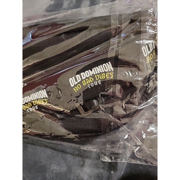 Old Dominion No Bad Vibes 2023 Tour Fanny Pack - Picture 5 of 8